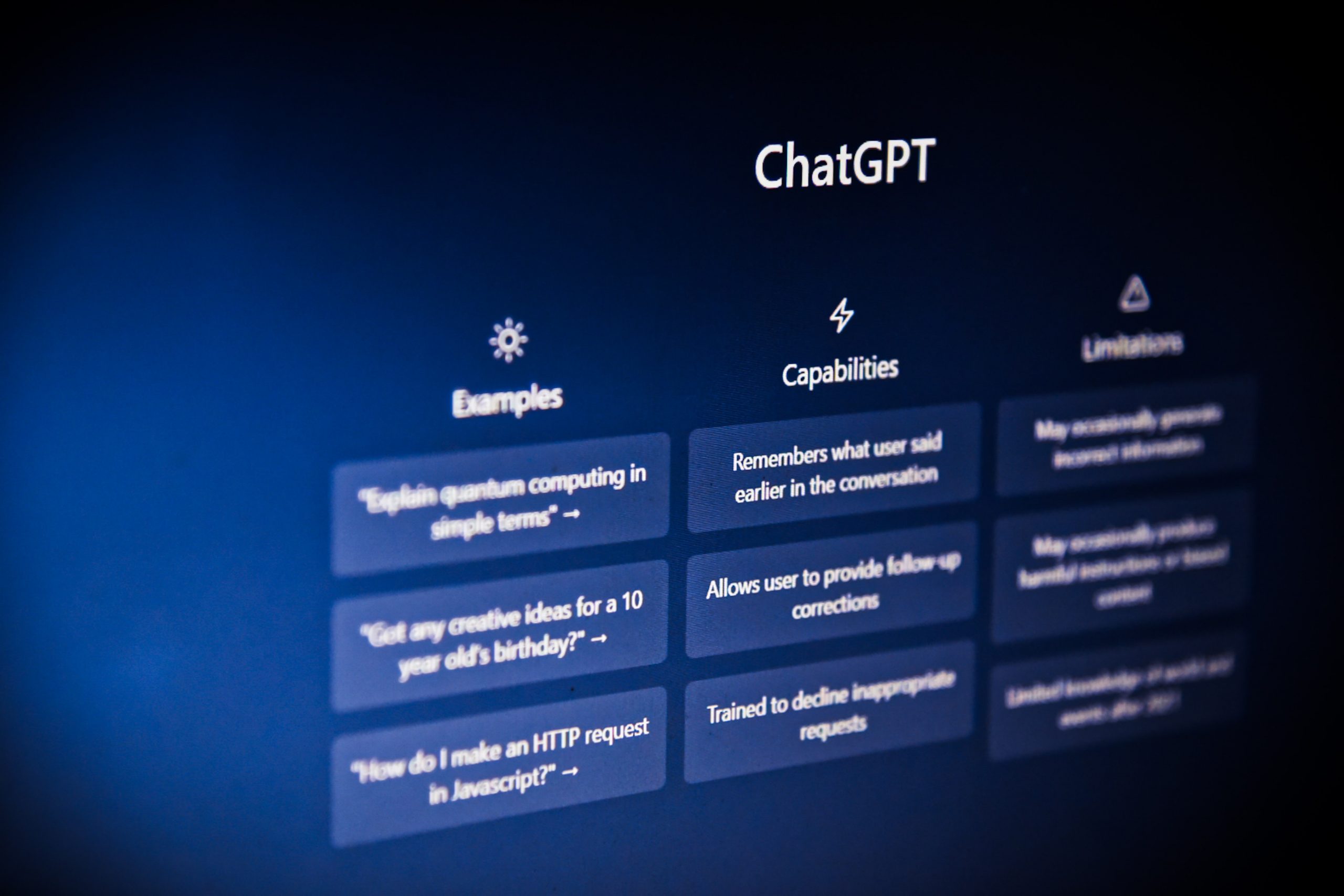 ChatGPT: Pros and Cons Of Using This Trending AI Assistant